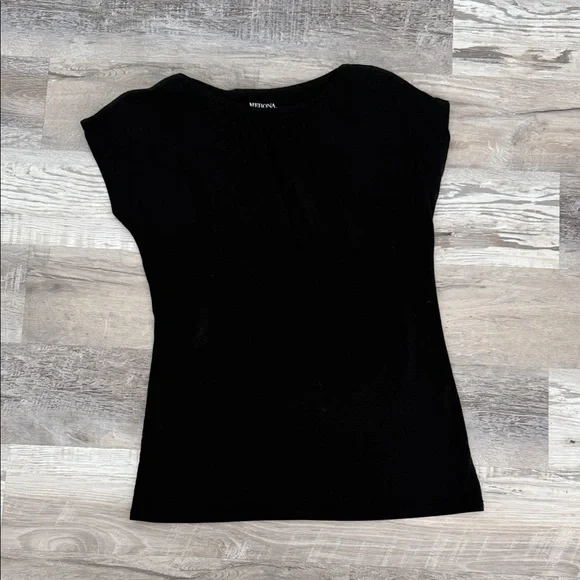 Merona Women's Classic Black Tee - Picture 1 of 3